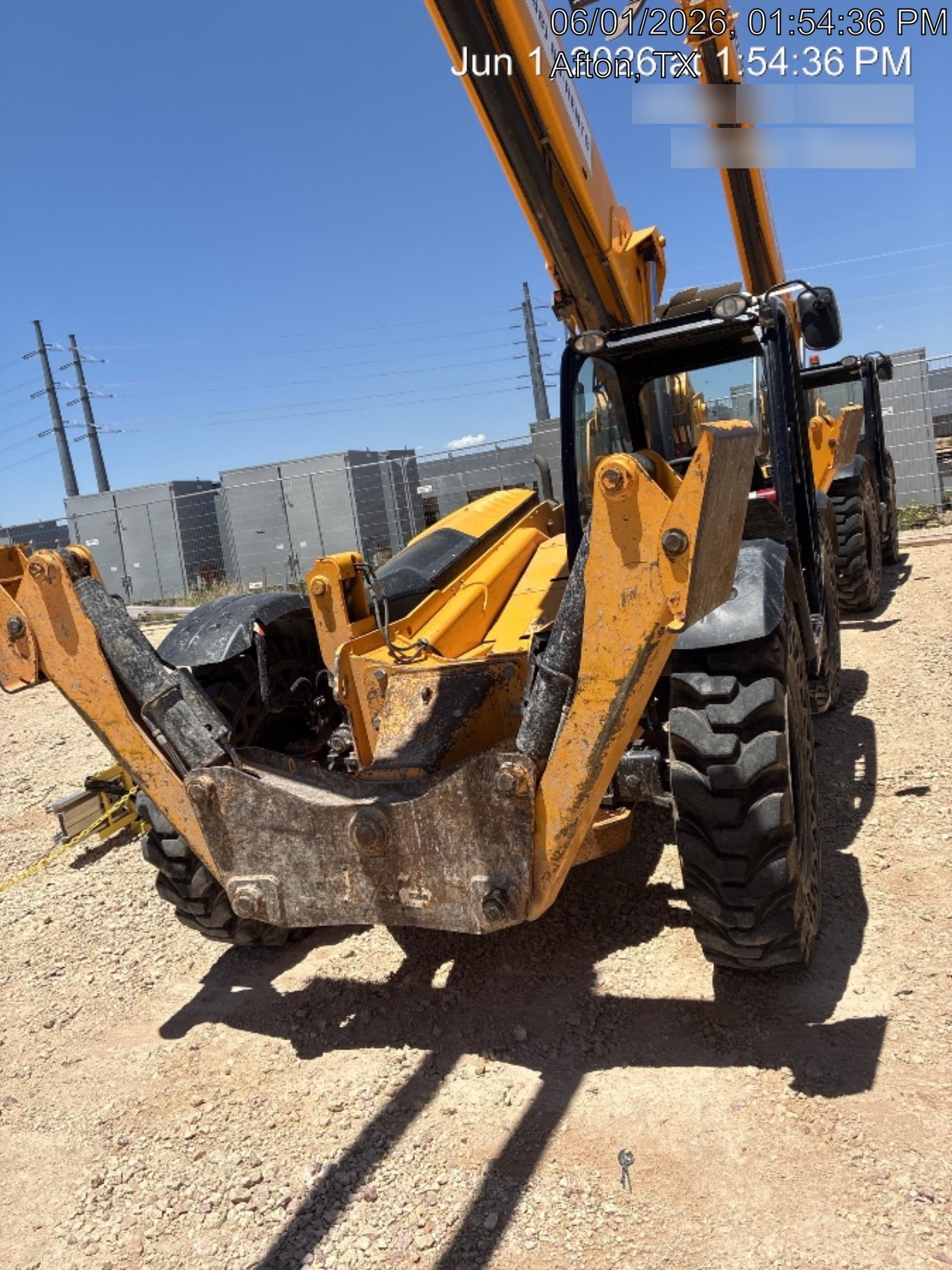2023 JCB 510-56