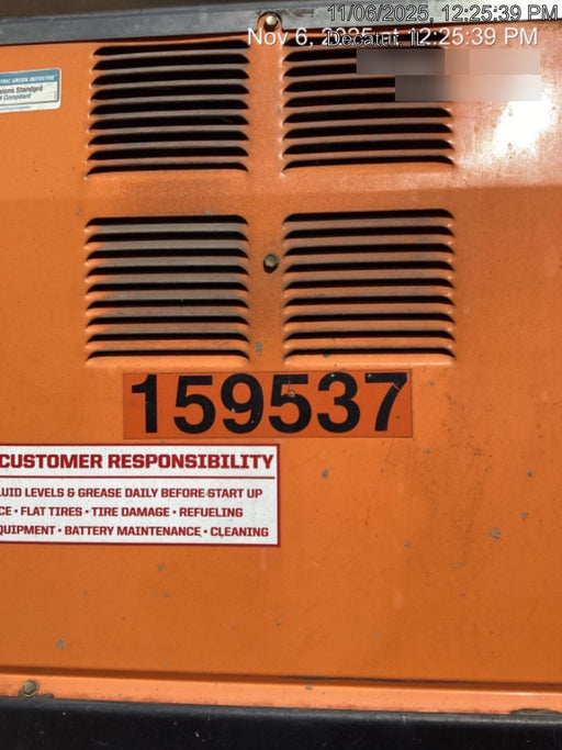 2021 Lincoln Electric Vantage 322 Vantage 322 Ready Pak 3 w/ Decals, ORANGE (includes trailer, cable rack, fender light kit) NO Telematics