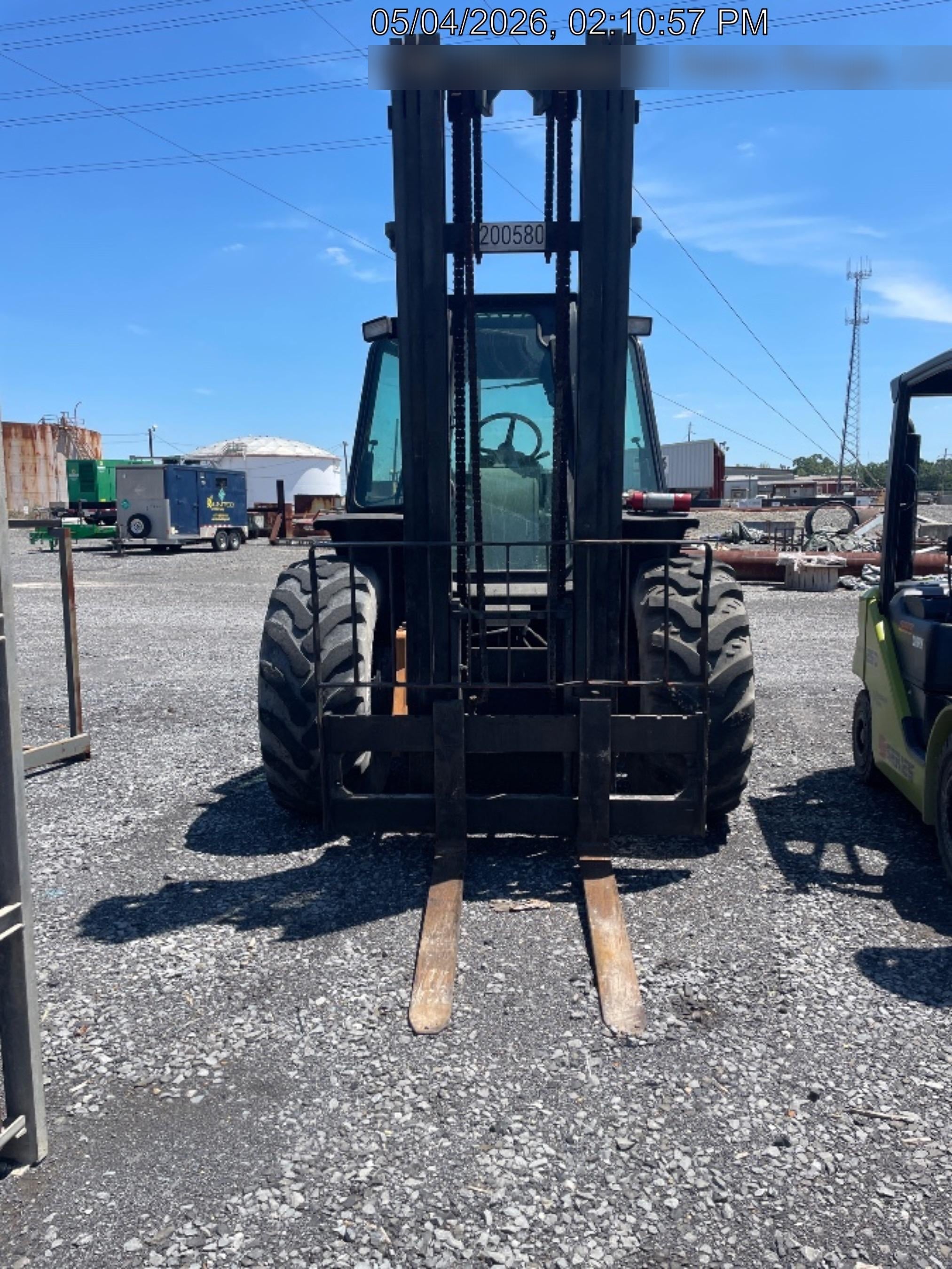 2022 CASE 588H