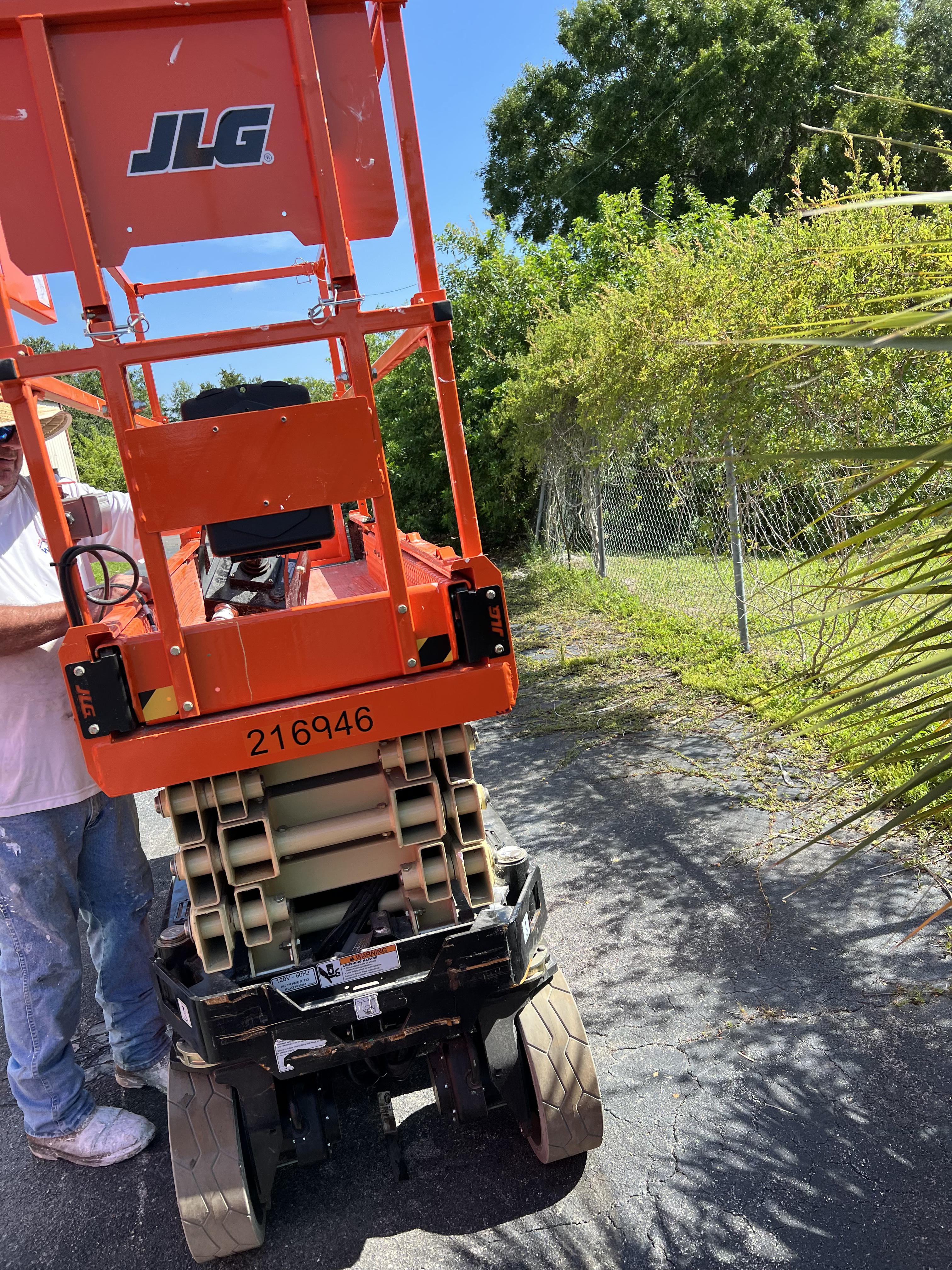2022 JLG ES2632