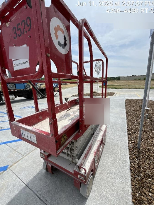2016 MEC 1330SE MEC 1330SE Scissor Lift