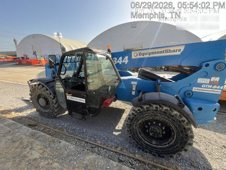 2018 Genie GTH-844 Genie GTH-844 w/Enclosed Cab w/HVAC, Work Lights, Solid Tires, Beacon, 60" Carriage and Forks