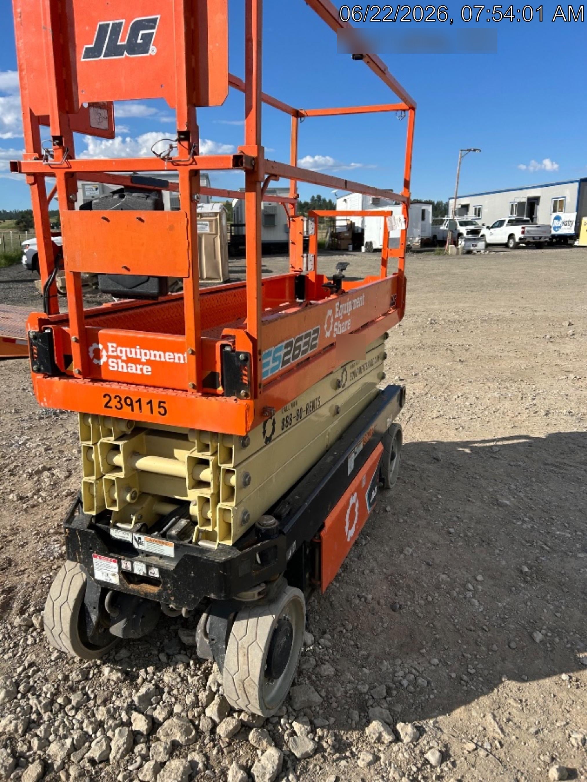 2022 JLG ES2632