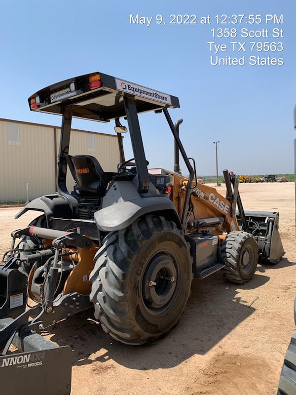2022 CASE 570N EP
