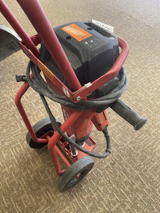 2021 HILTI TE 3000-AVR