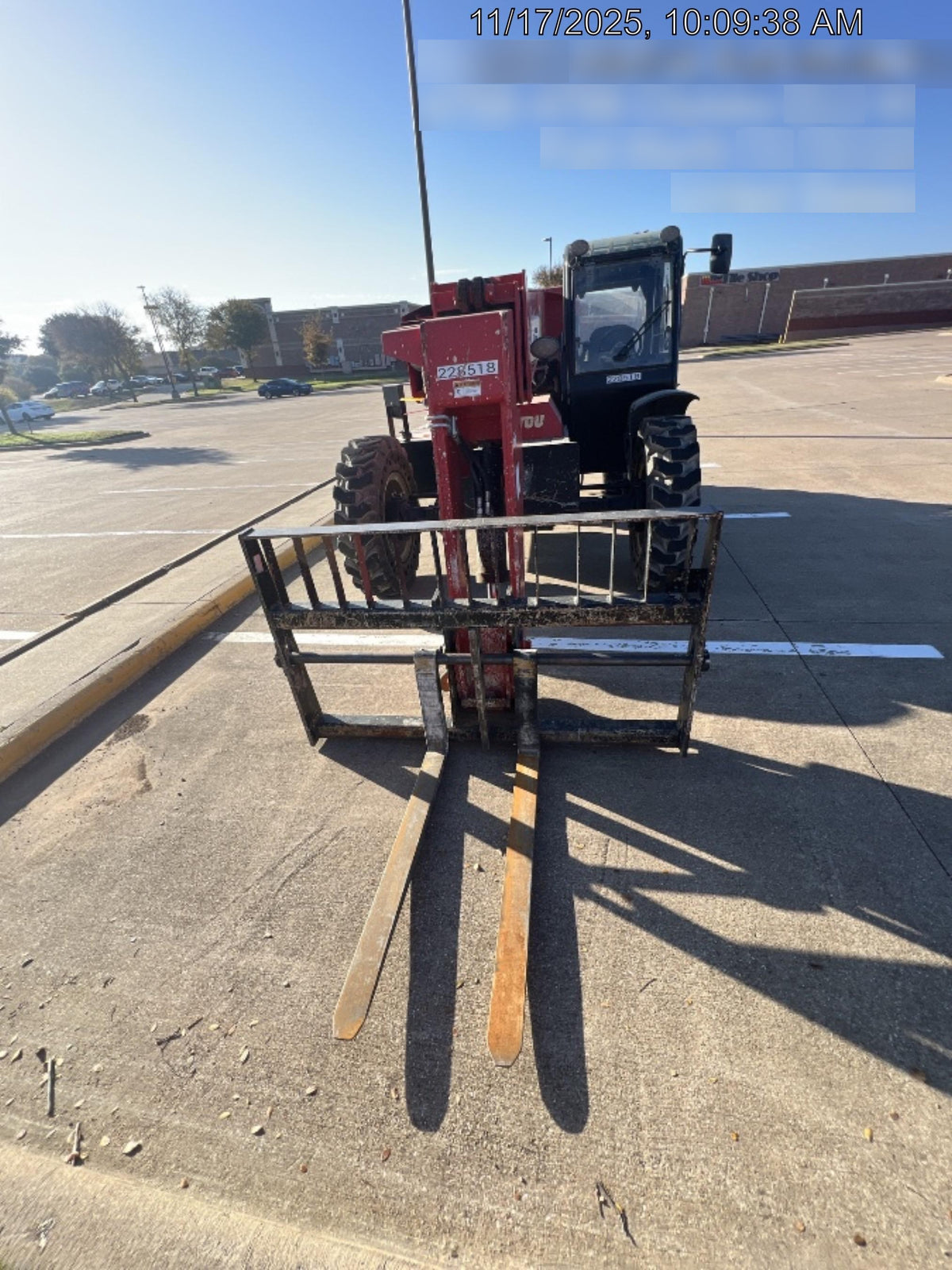 2022 MANITOU MTA8044