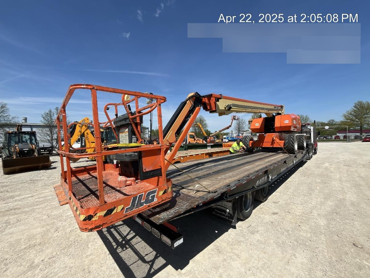 2022 JLG 860SJ