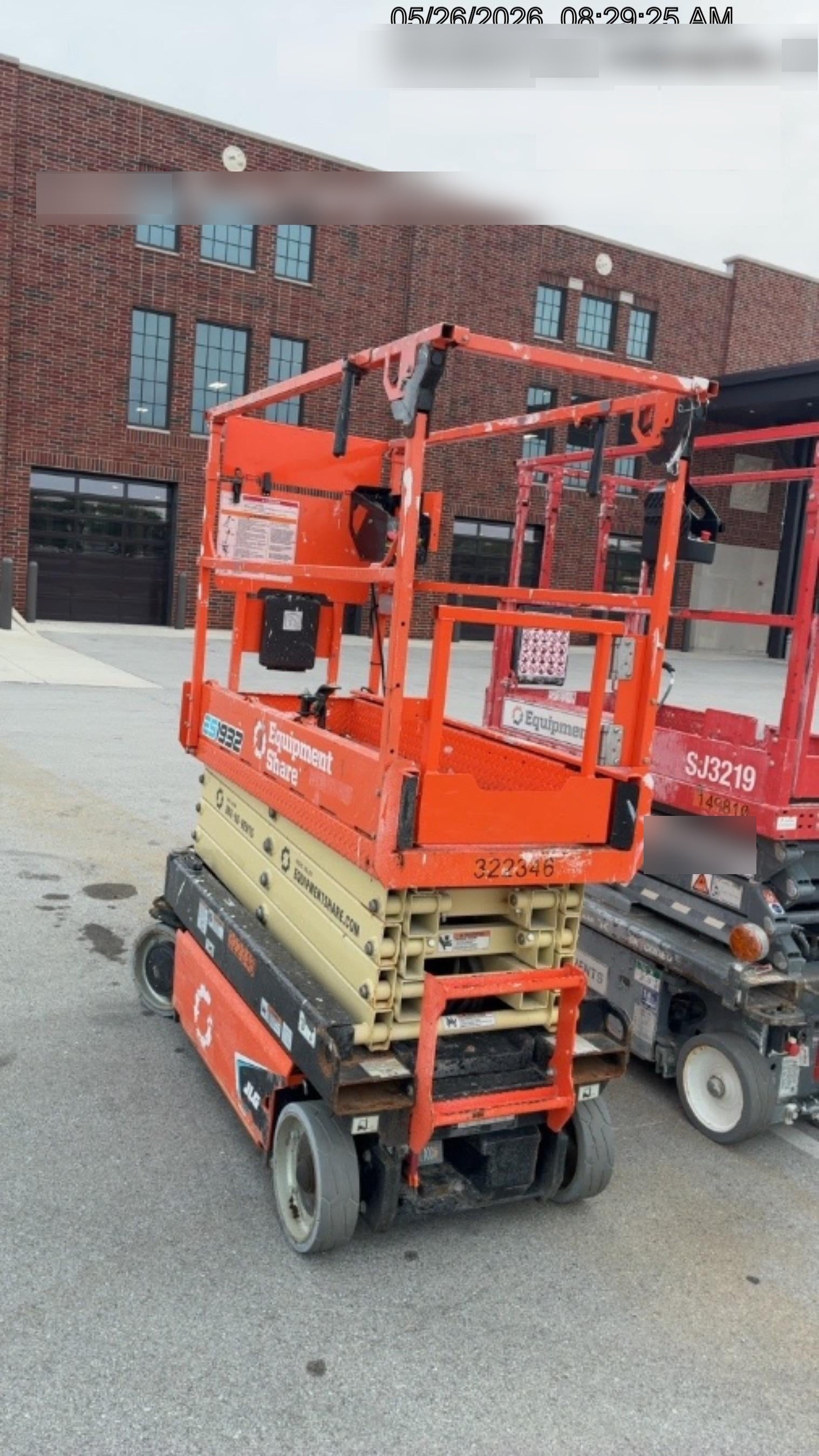 2023 JLG ES1932