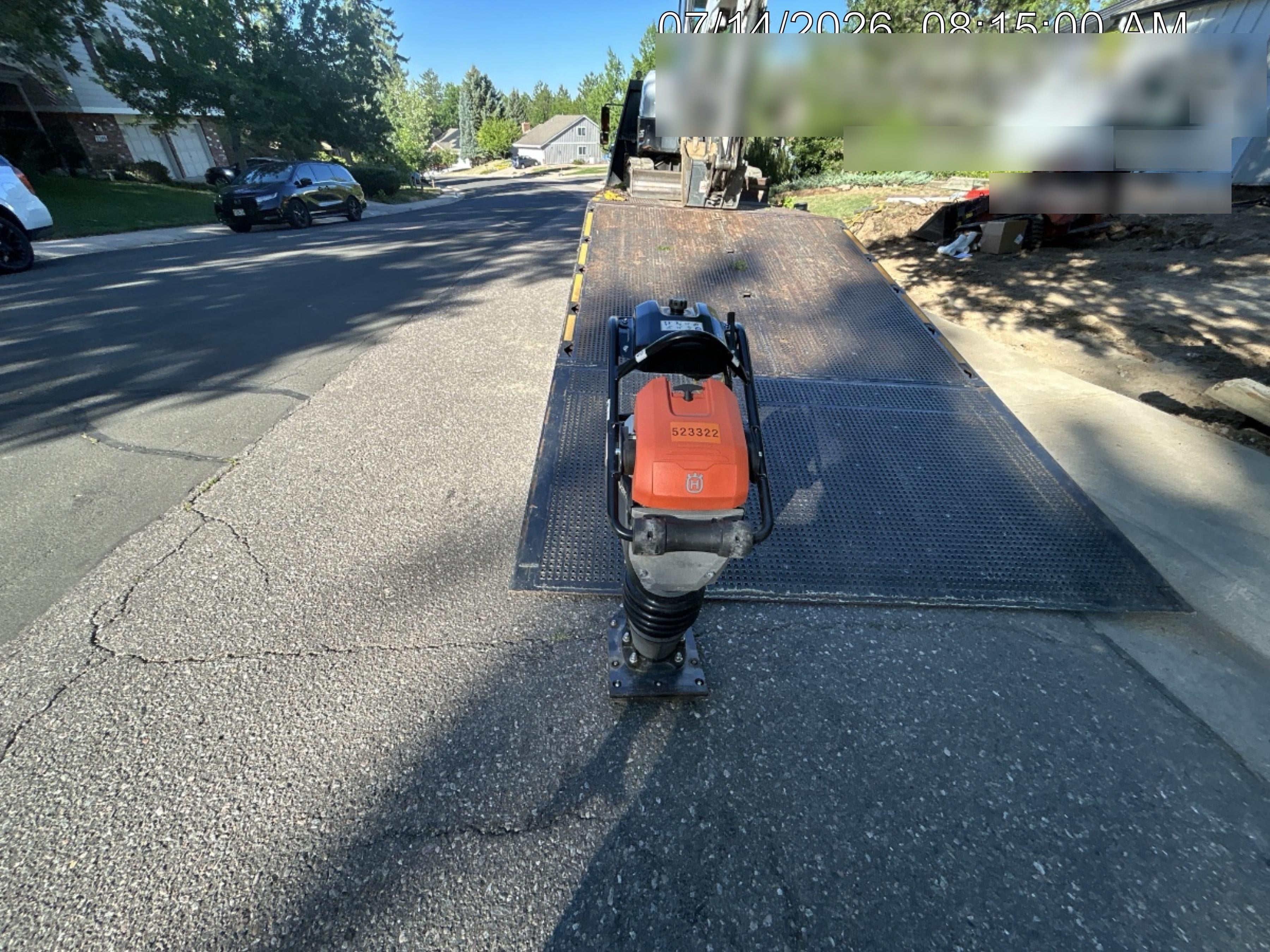 2025 HUSQVARNA LT6005