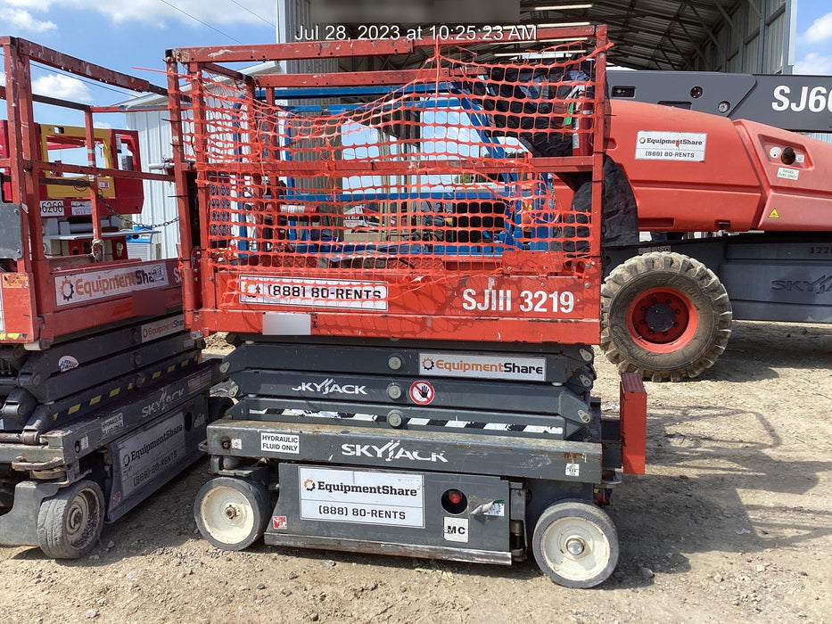 2018 SKYJACK SJIII-3219
