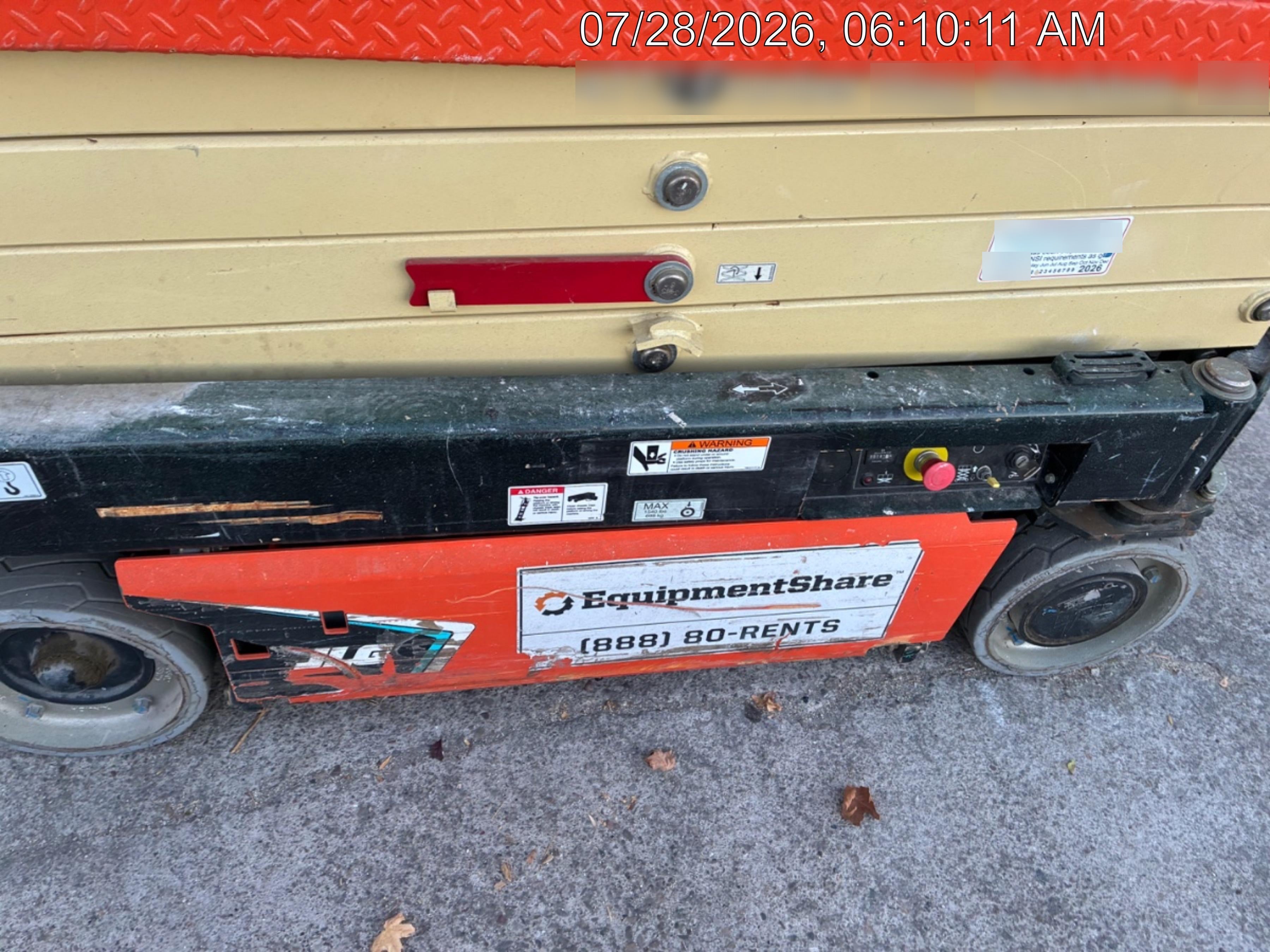 2022 JLG ES1932