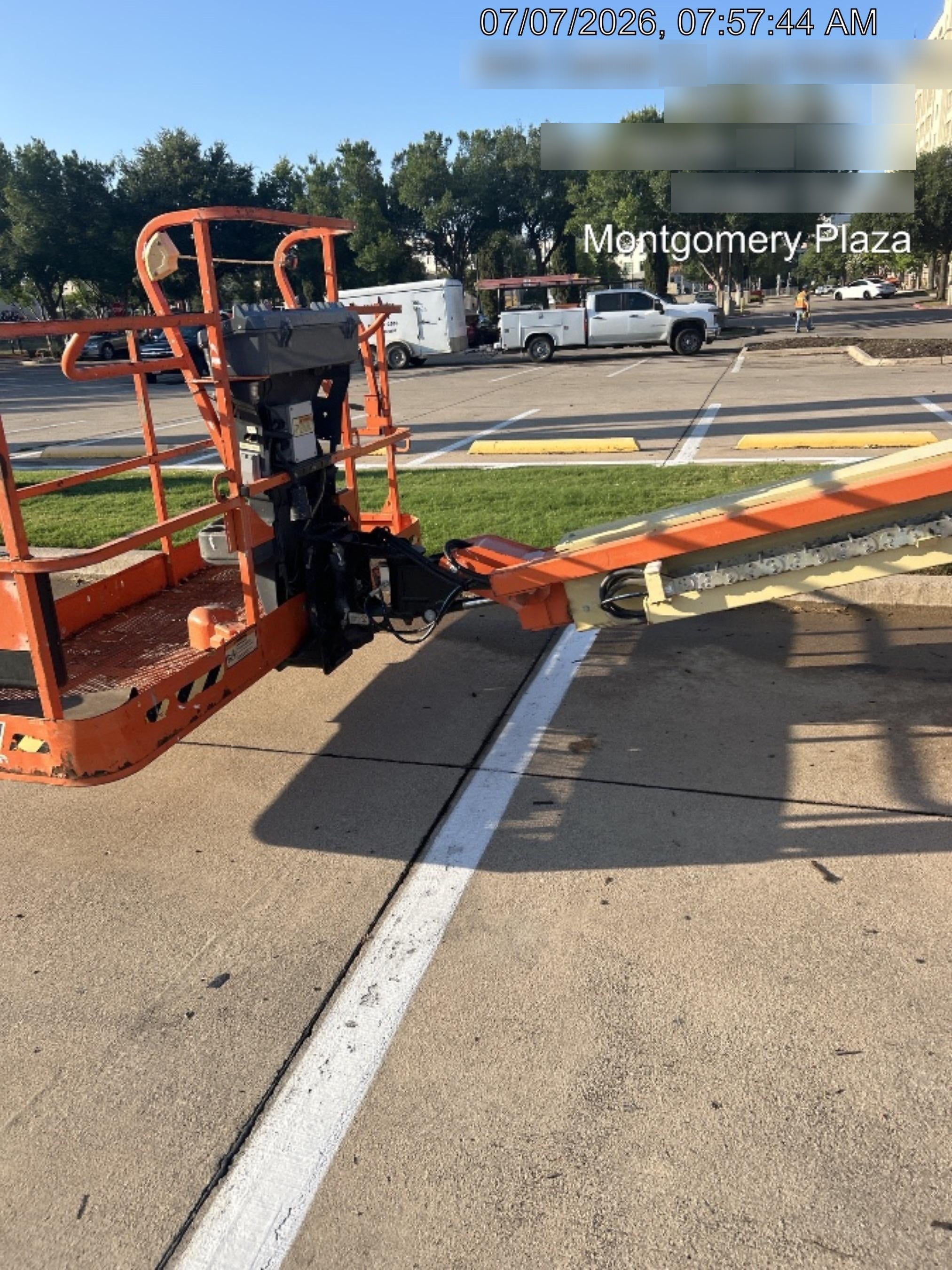 2021 JLG 400S
