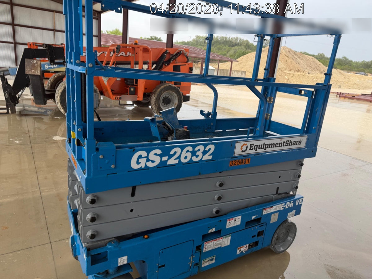 2023 GENIE GS-2632