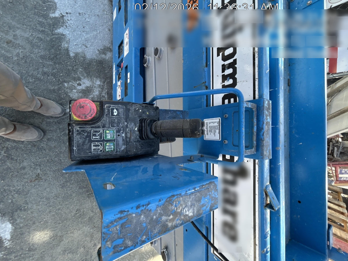 2023 GENIE GS-2632