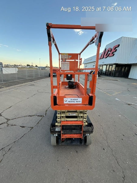 2022 JLG ES1932