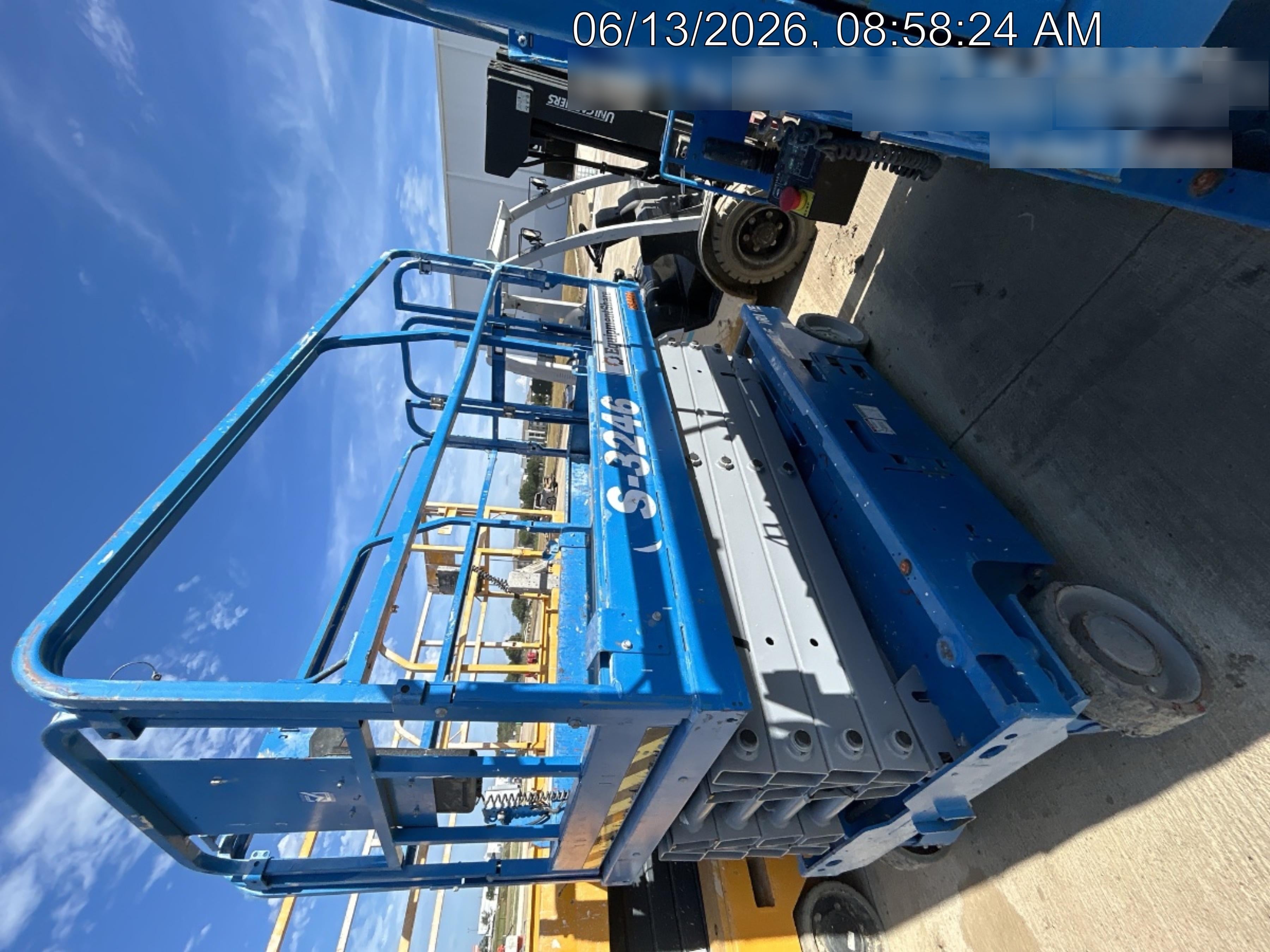 2022 GENIE GS-3246