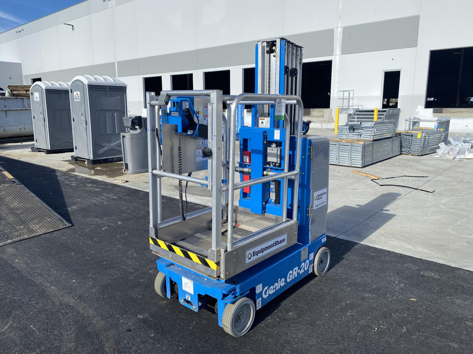 2021 GENIE GR-20