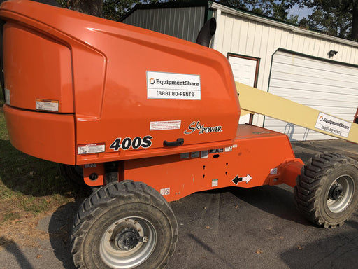 2019 JLG 400S