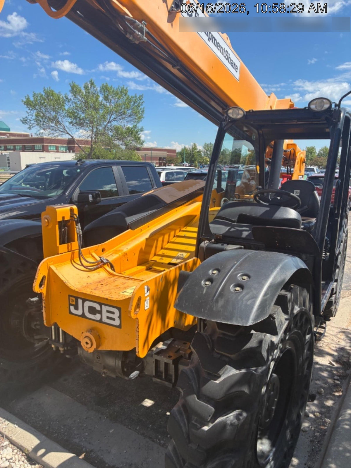 2020 JCB 509-42 Canopy, Solid Tires, Work Lights, Beacon, Aux Hydraulics, Back up Alarm, Lifting Eye, ES Decals