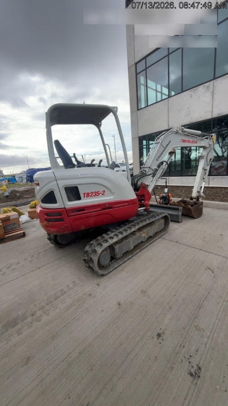 2025 TAKEUCHI TB235-2R