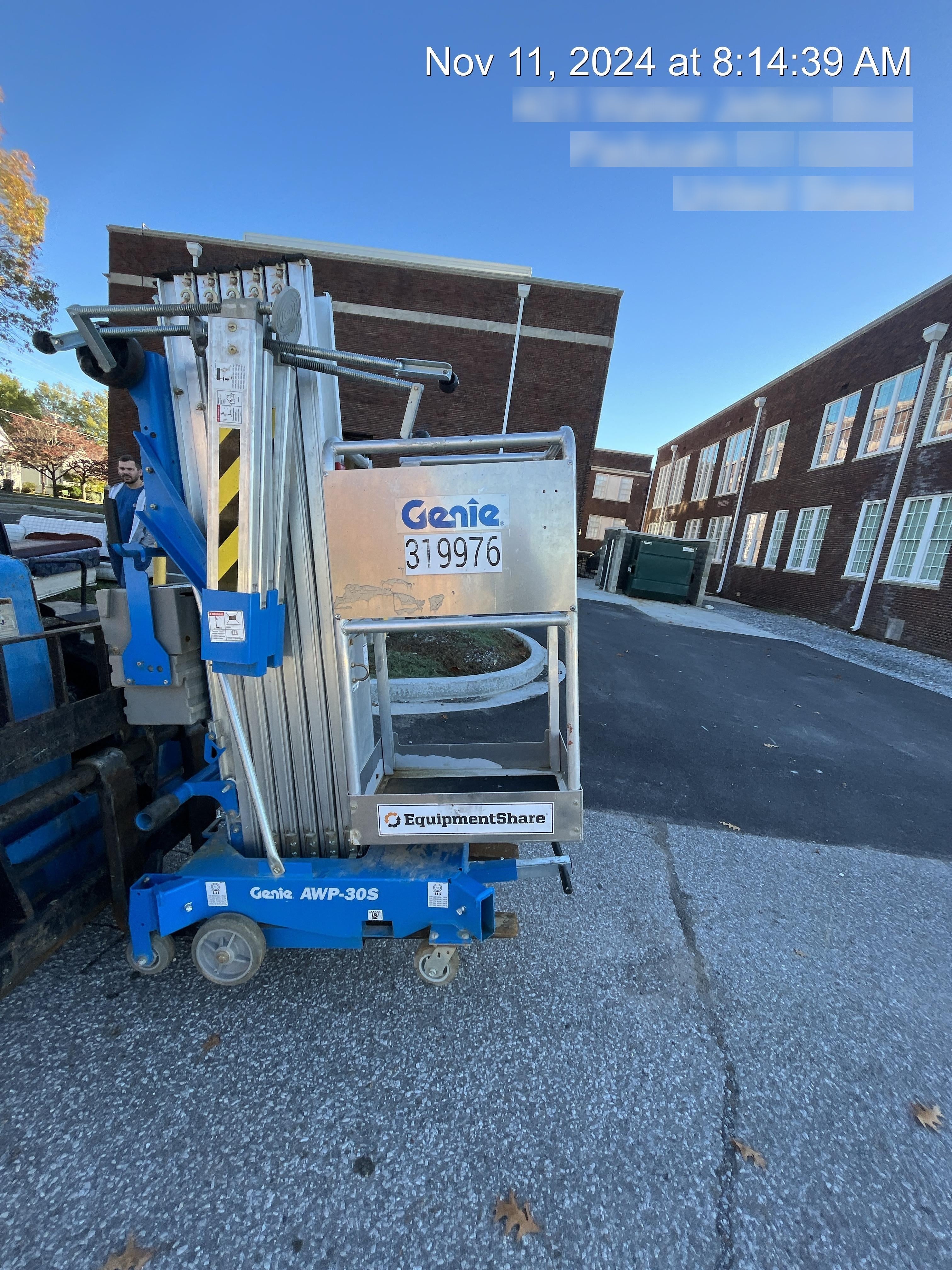 2023 GENIE AWP-30S DC