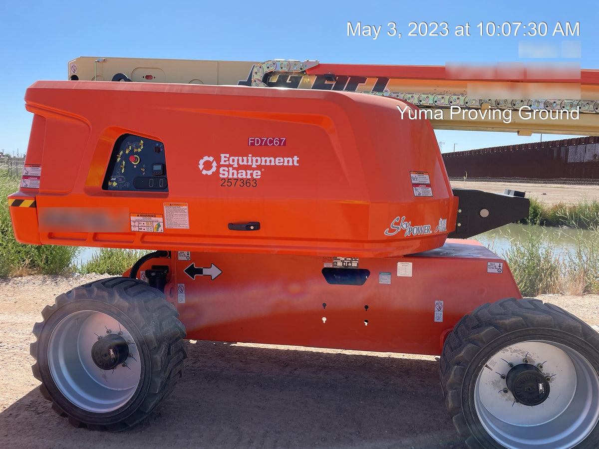 2022 JLG 660SJ