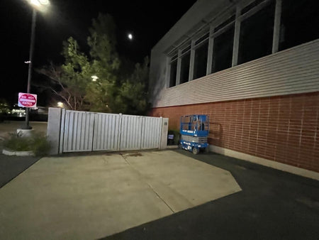 2019 Genie GS-1930 Half Height Swing Gate, 800W Inverter