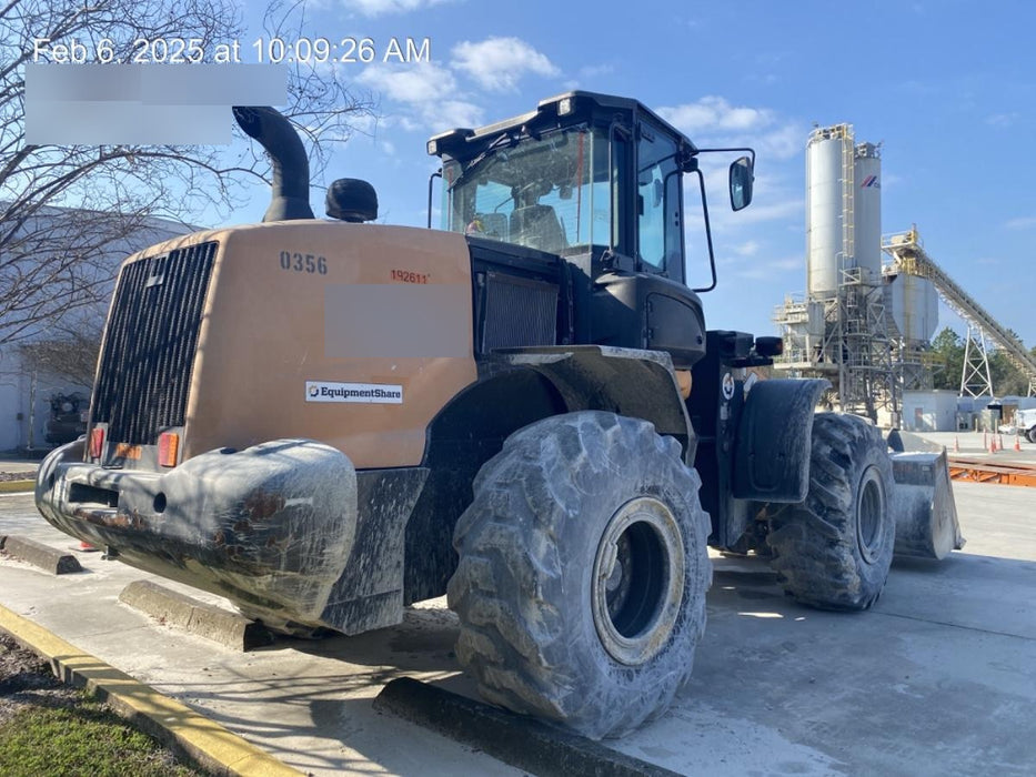 2018 Case 821G CLOSED CAB, 1 FUNCTION, JRB 418 STYLE HYD COUPLER
