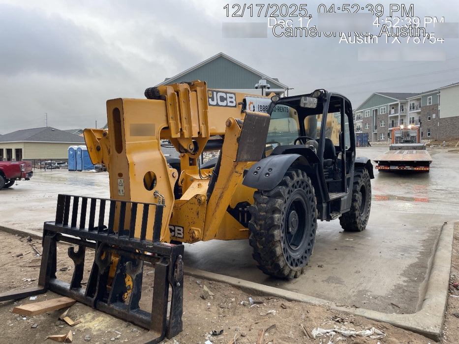 2019 JCB 510-56 Canopy, 74 HP, Solid Tires, STD Worklight, Beacon, Aux Hydraulics, Lifting Eye, Back up Alarm w/66" Carriage/60" Forks