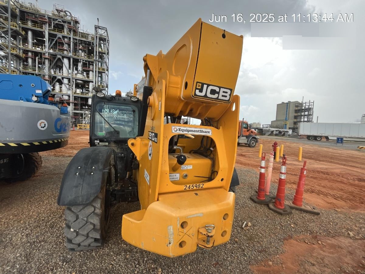 2022 JCB 510-56