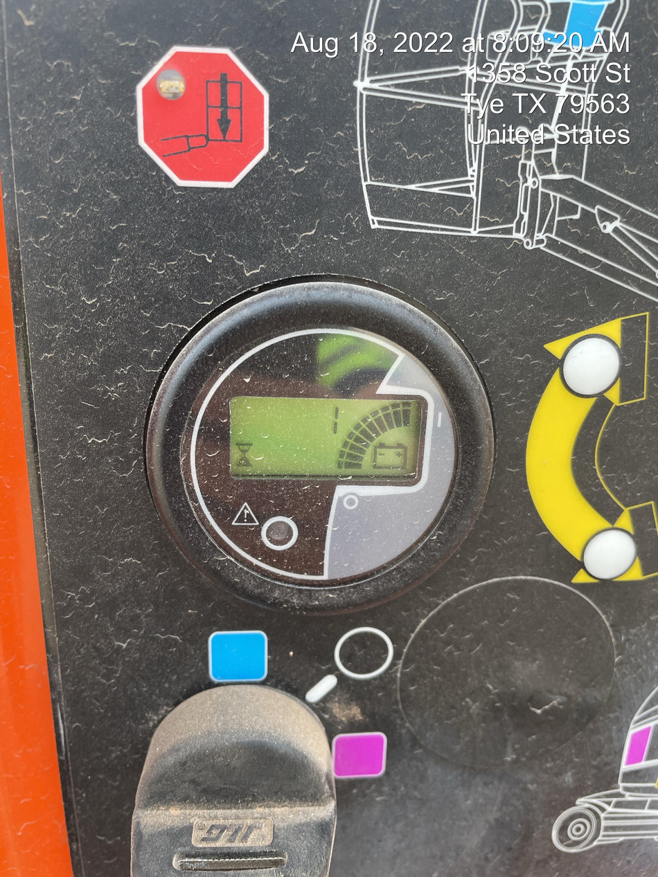 2022 JLG 26E