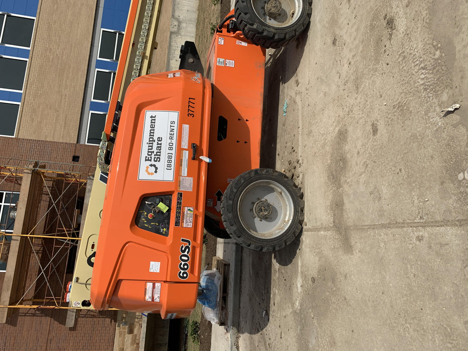 2019 JLG 660SJ