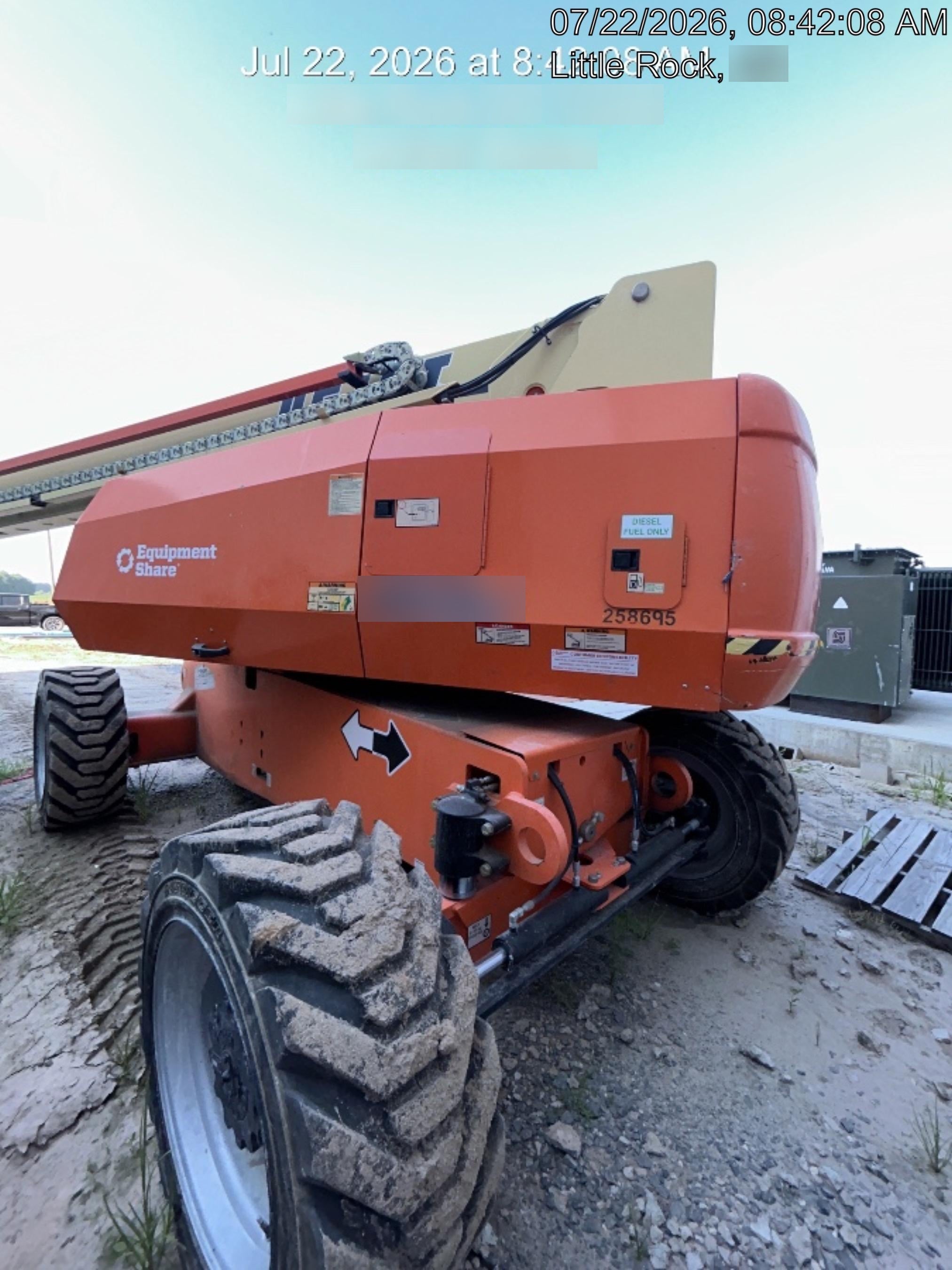 2022 JLG 860SJ