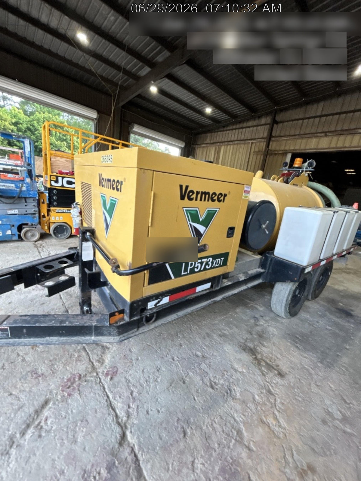 2023 VAC-TRON LP573XDT