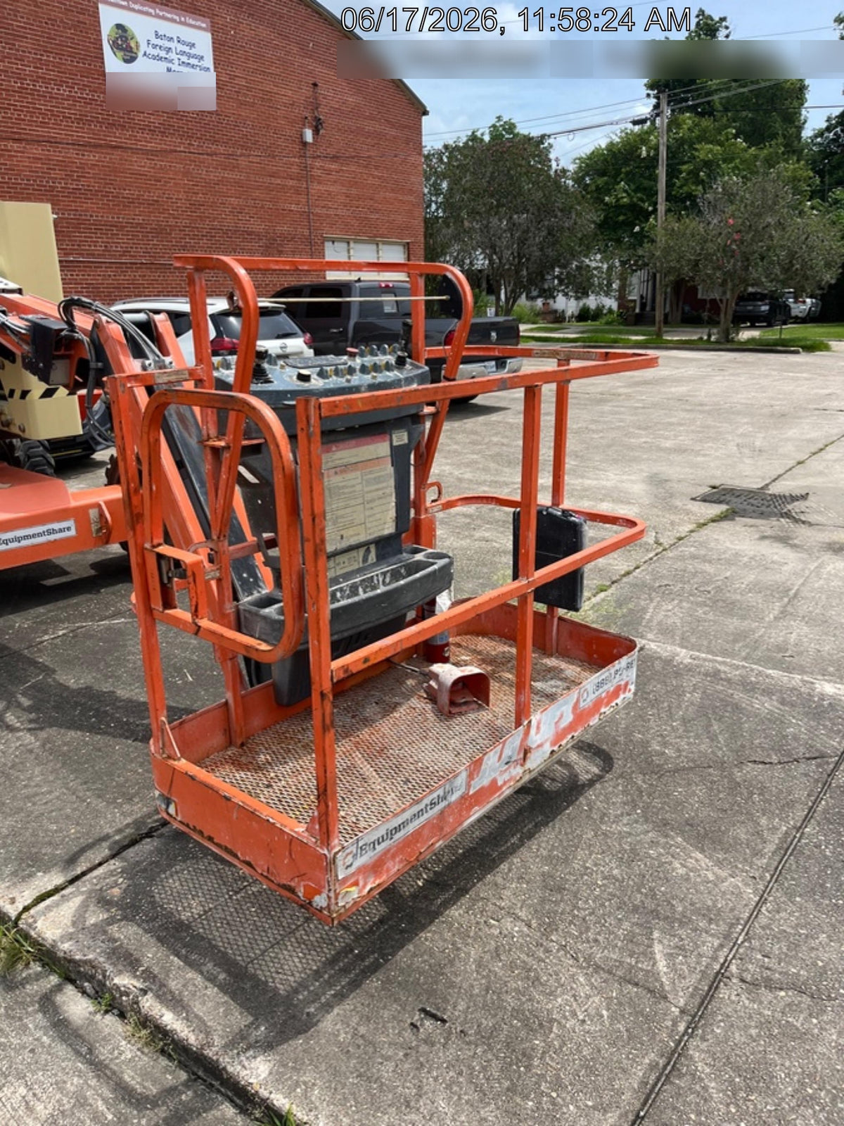 2022 JLG 340AJ