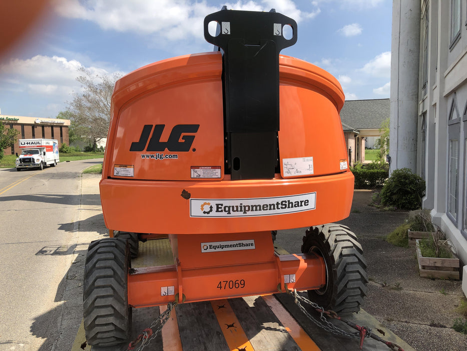 2019 JLG 400S