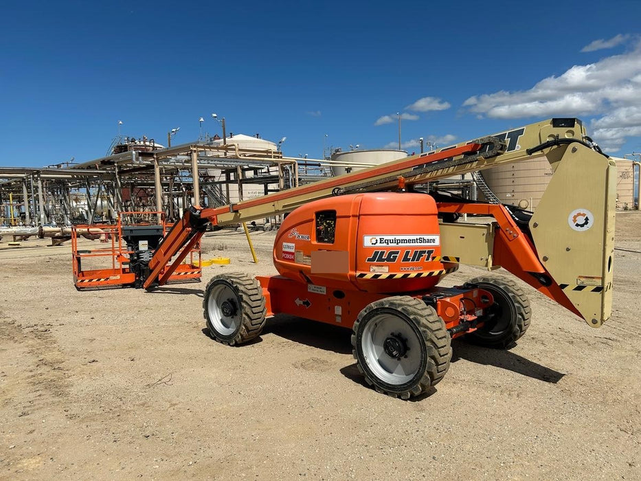 2021 JLG 600AJ