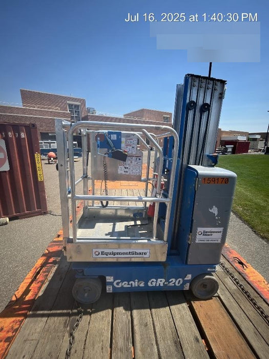 2021 GENIE GR-20