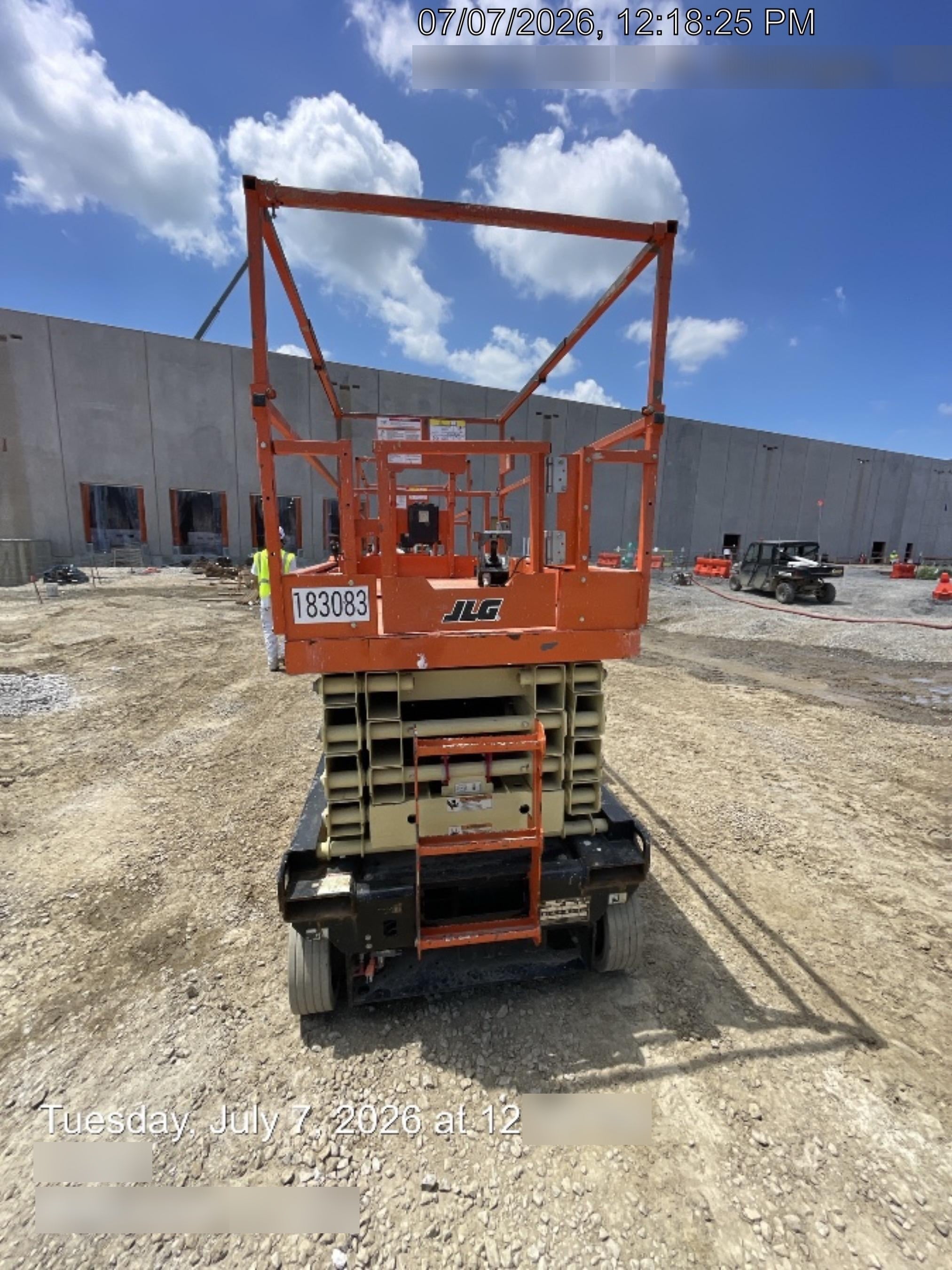 2021 JLG R3246