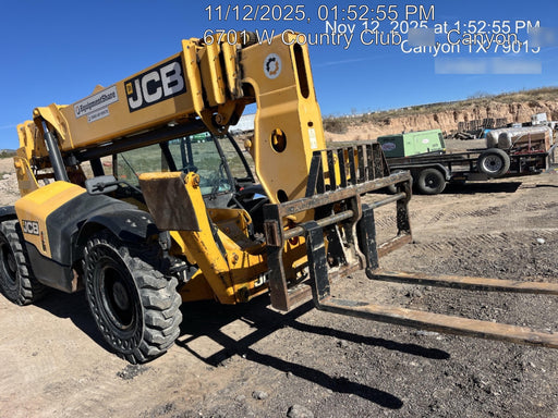 2019 JCB 512-56 109 HP w/CAB/HVAC, Beacon, Aux Hydraulics, Worklights, Solid Tires w/60" Carriage/Forks