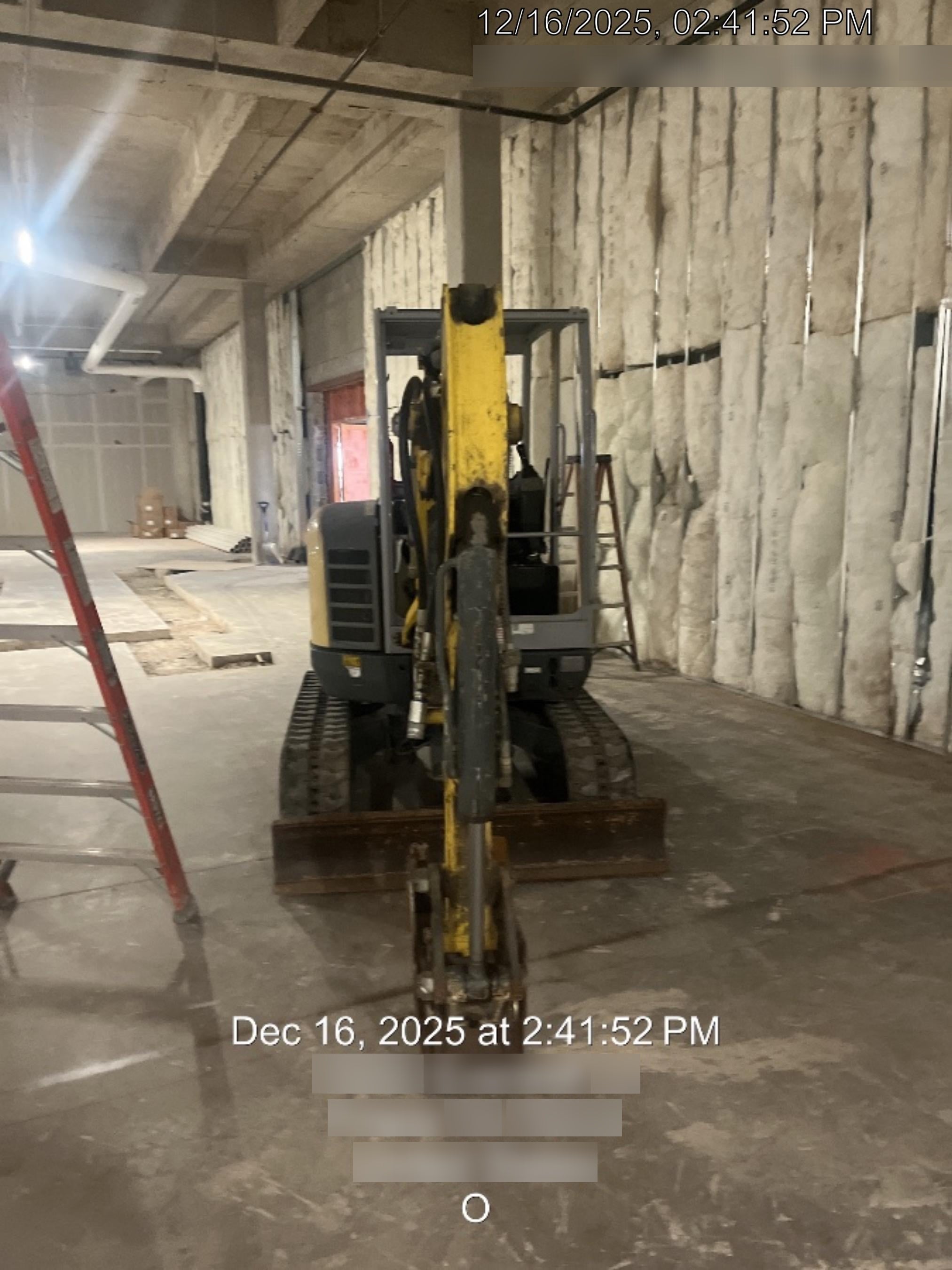 2019 Wacker Neuson EZ26 MX, Trk, Long, Canopy w/Manual Coupler, 3-40mm Pin Kits, 12"/18"/24" Pin on Buckets