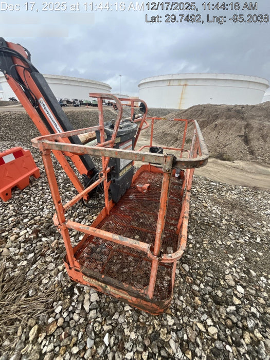 2019 JLG 660SJ
