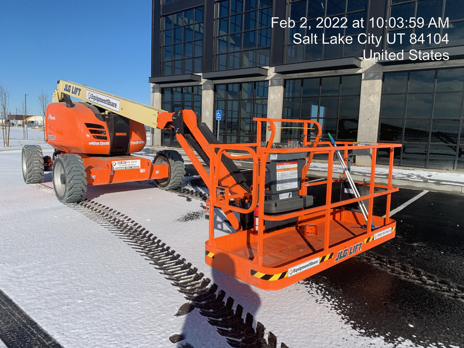 2021 JLG 600AJ