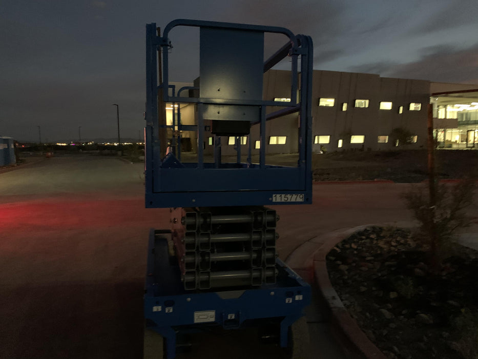 2020 Genie GS-3246 Standard, Folding full height swing gate