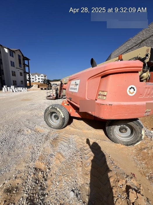 2019 JLG 660SJ