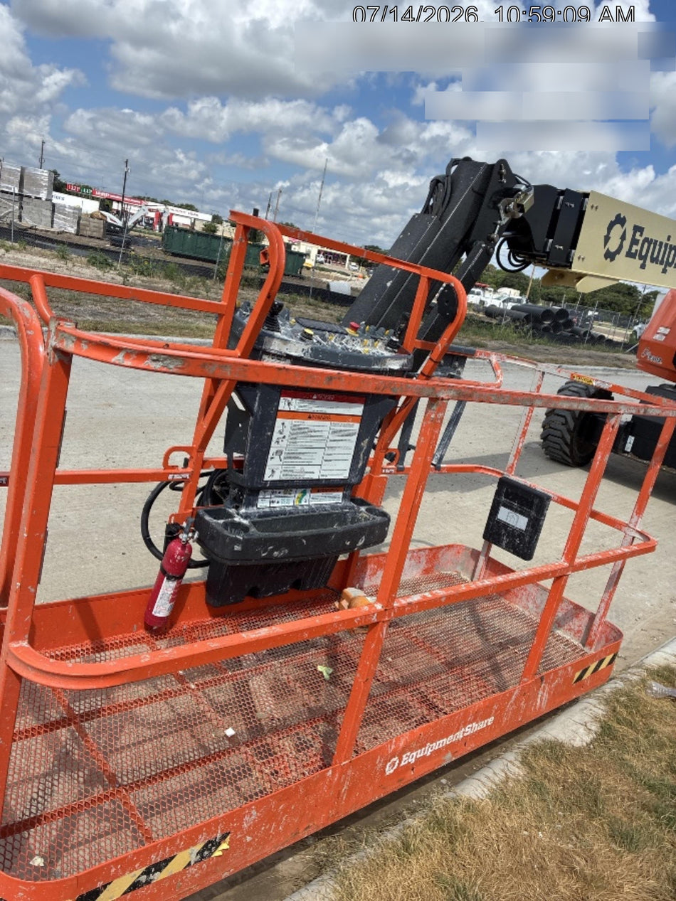2025 JLG 660SJ