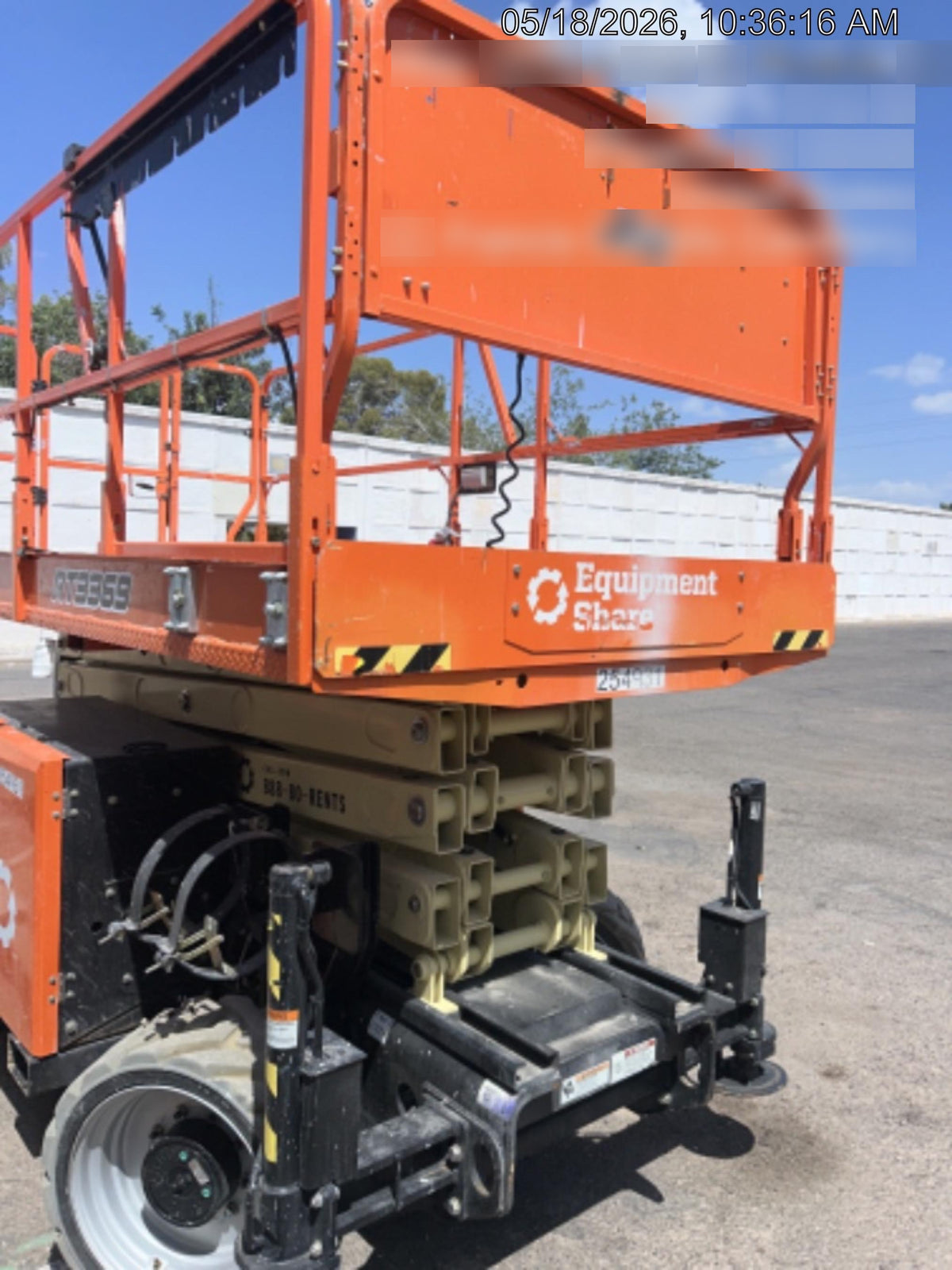 2022 JLG RT3369