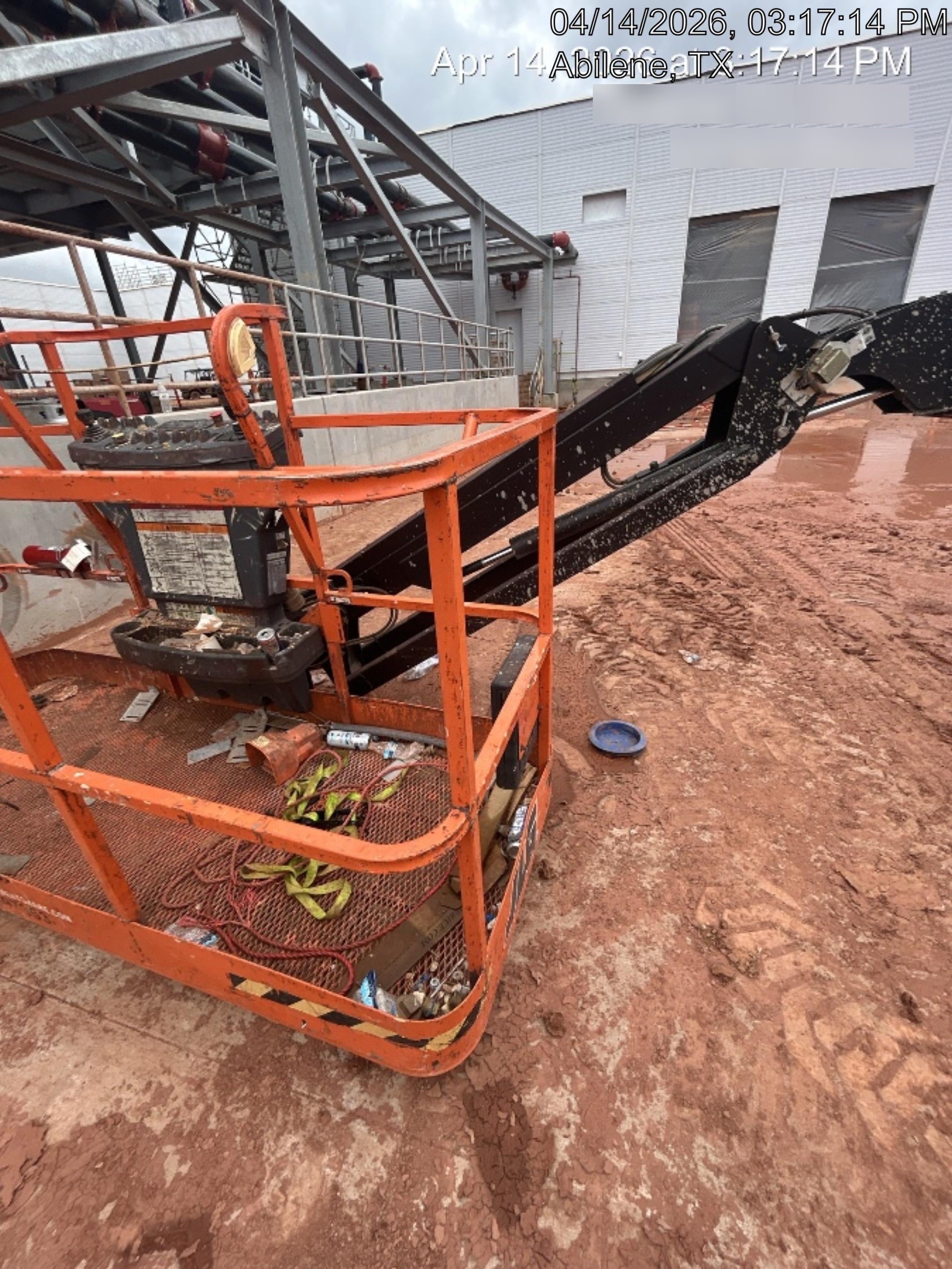 2024 JLG 660SJ