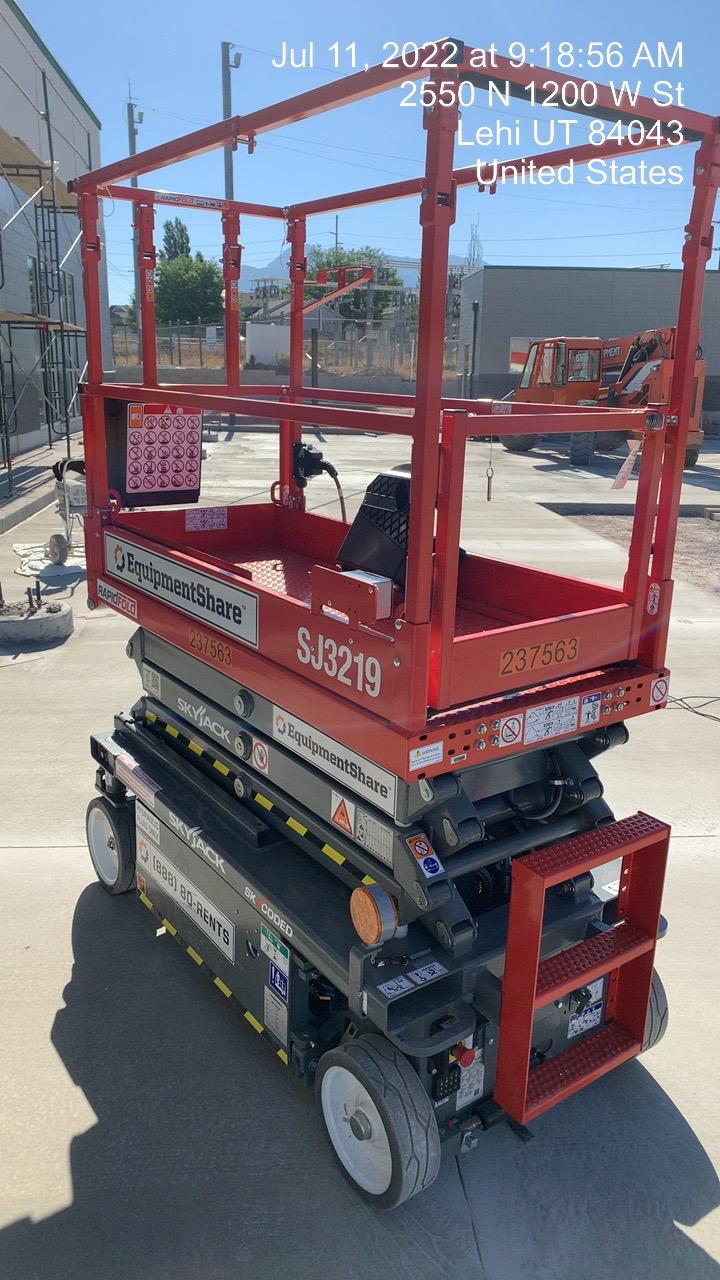 2022 SKYJACK SJ3219