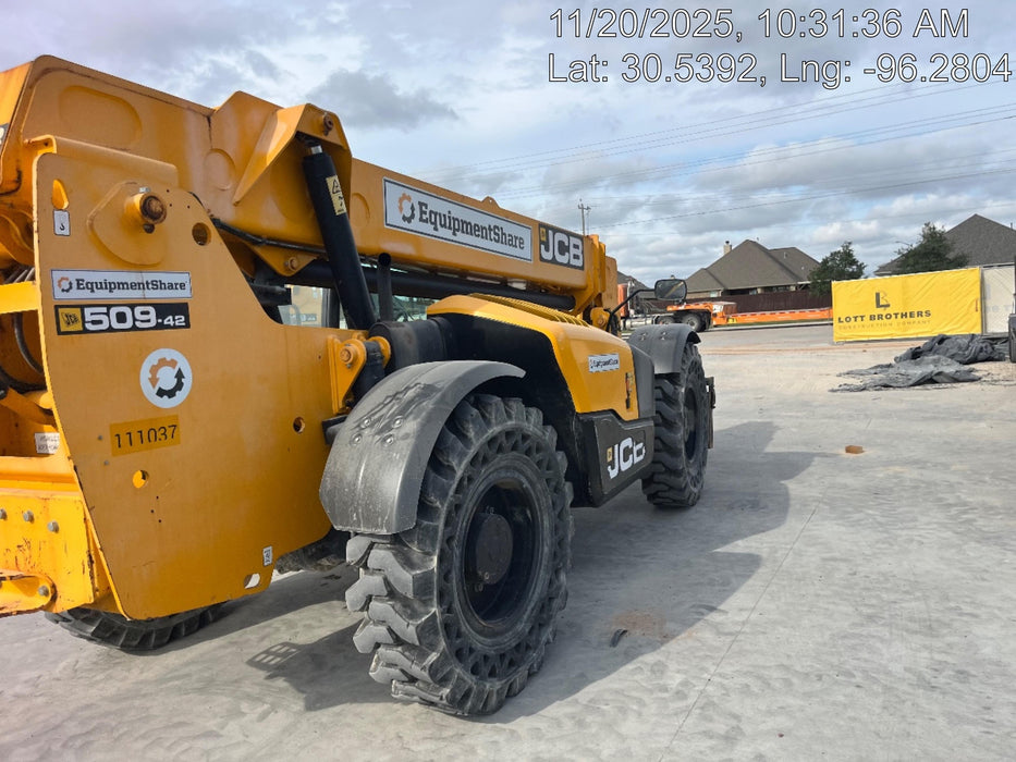 2020 JCB 509-42 Cab/Heat/Air, Solid Tires, Work Lights, Beacon, Aux Hydraulics, Back up Alarm, Lifting Eye, ES Decals